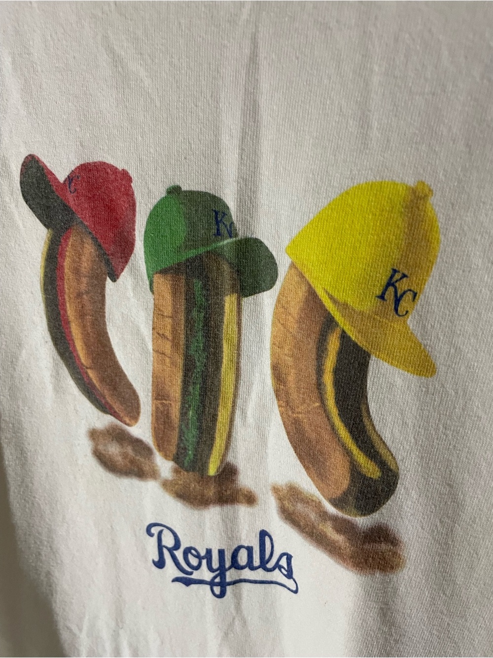 Fruit of the Loom White Tee with Yellow, Green & Red Caps